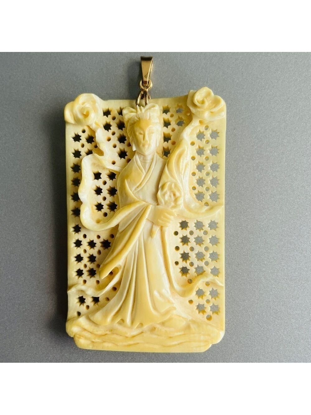 18k Gold Antique Geisha Asian Woman Kimono Carved Bone Detailed Pendant …